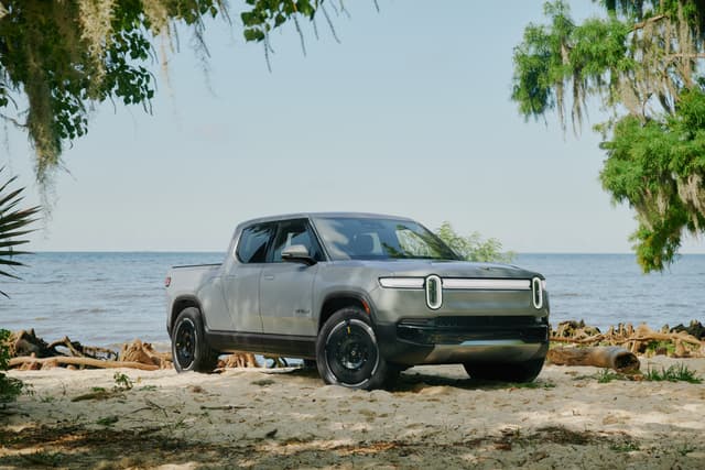 Rivian R1T: Experience the Ultimate Electric Truck